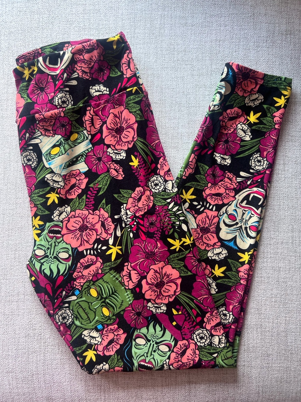 LulaRoe Floral Monster Leggings